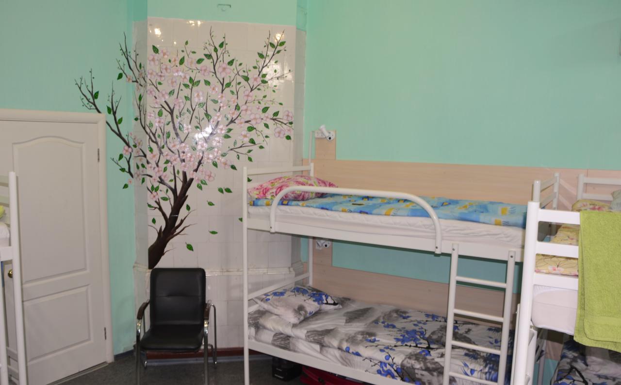 Vishnya Hostel Dnipro Eksteriør billede