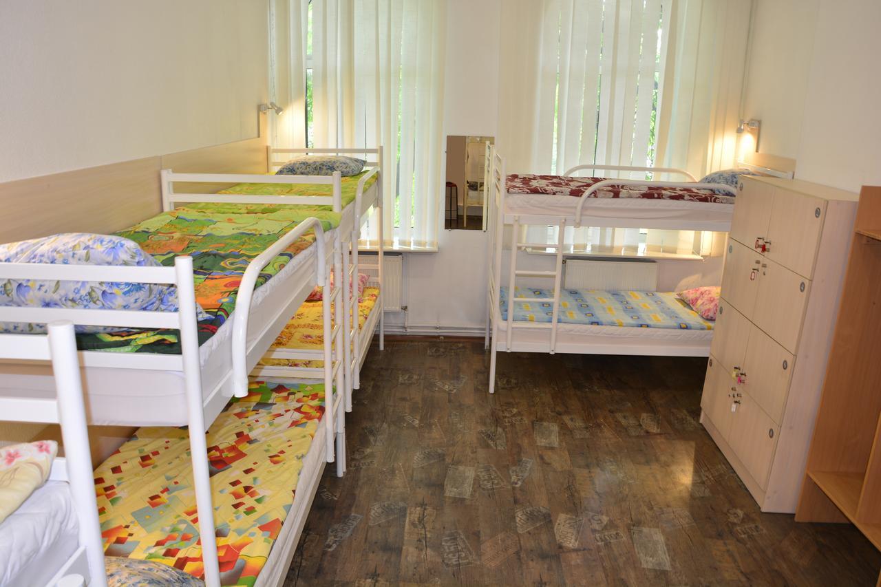 Vishnya Hostel Dnipro Eksteriør billede