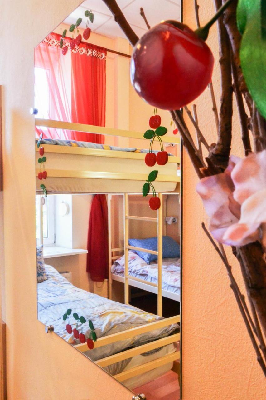 Vishnya Hostel Dnipro Eksteriør billede