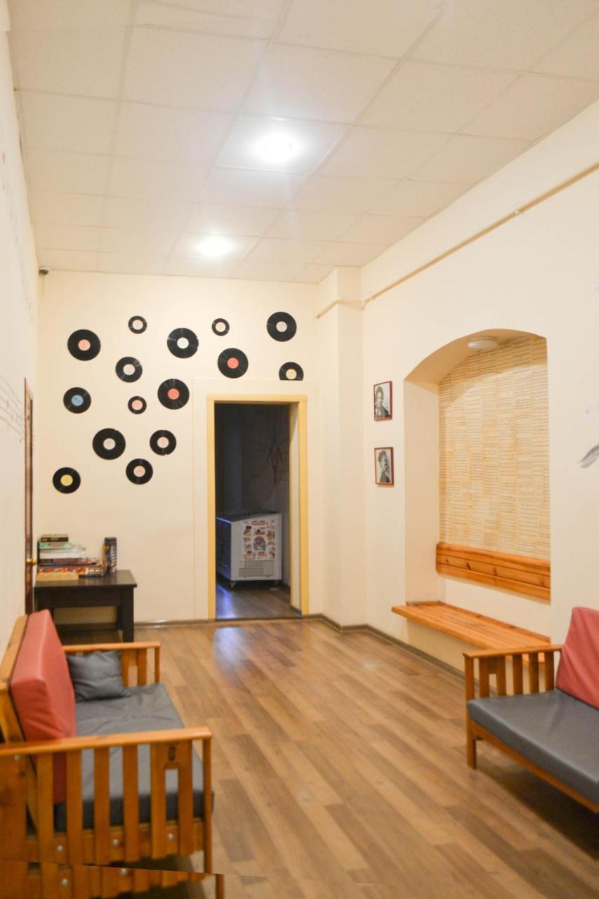 Vishnya Hostel Dnipro Eksteriør billede
