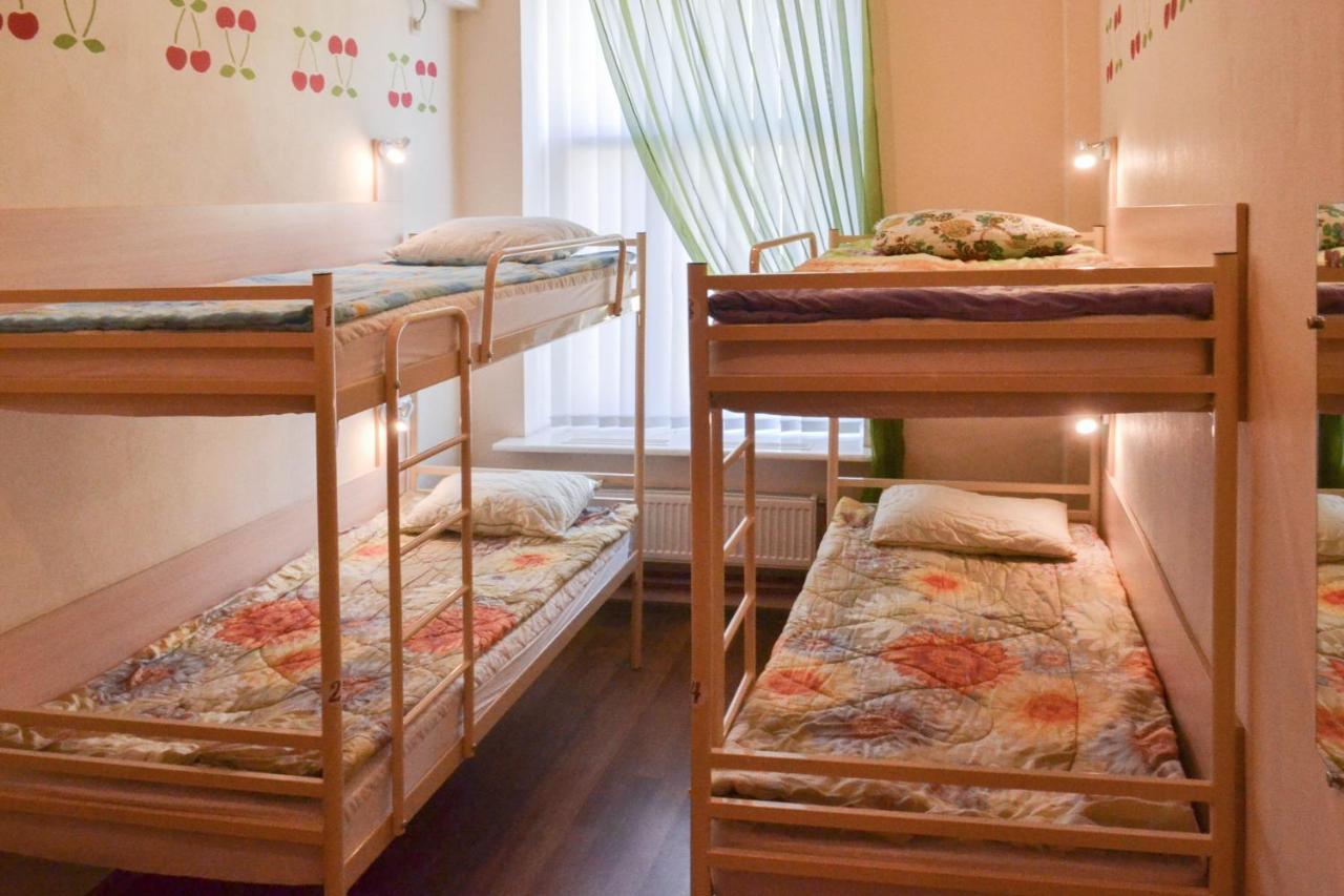 Vishnya Hostel Dnipro Eksteriør billede