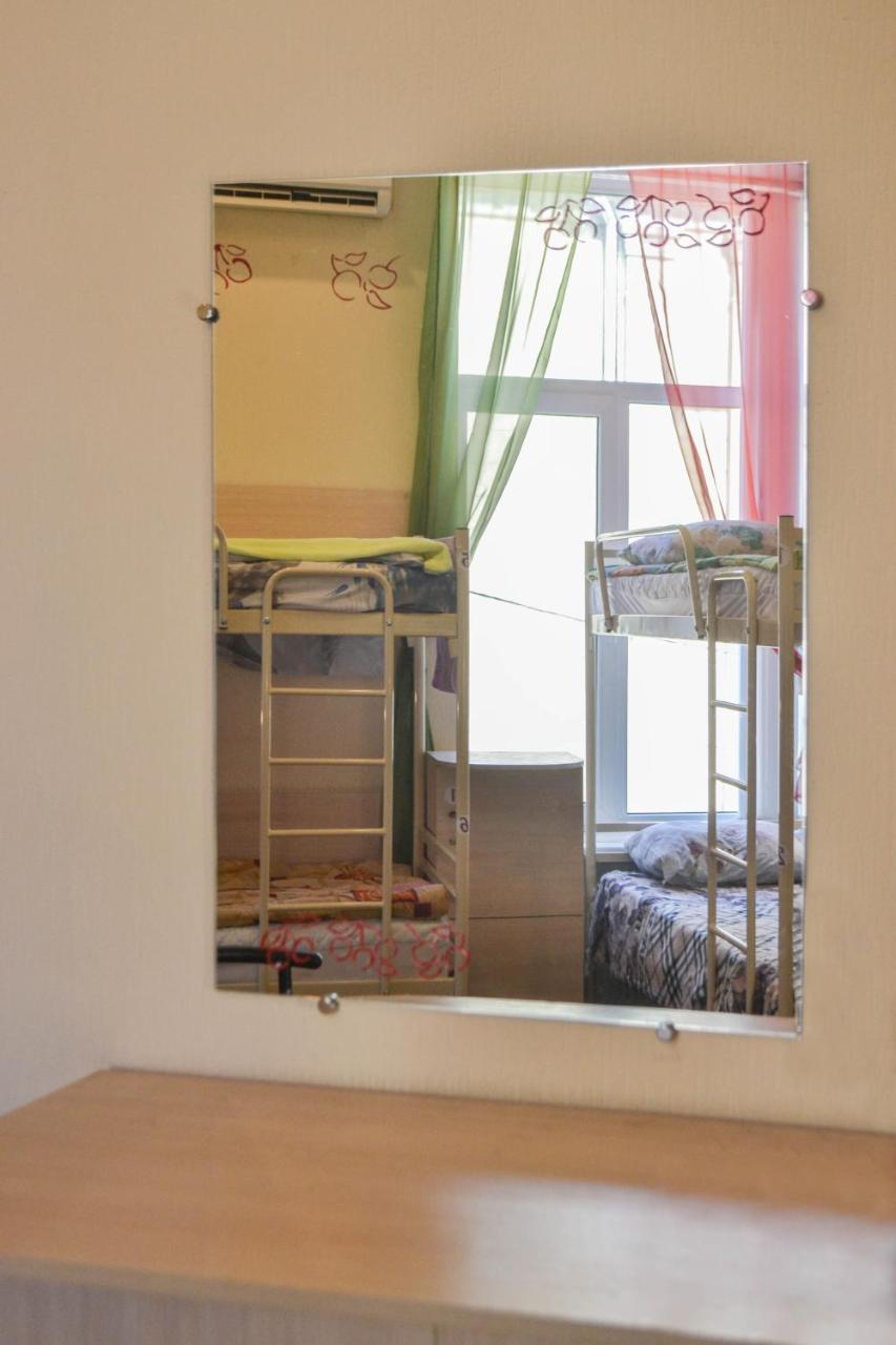 Vishnya Hostel Dnipro Eksteriør billede