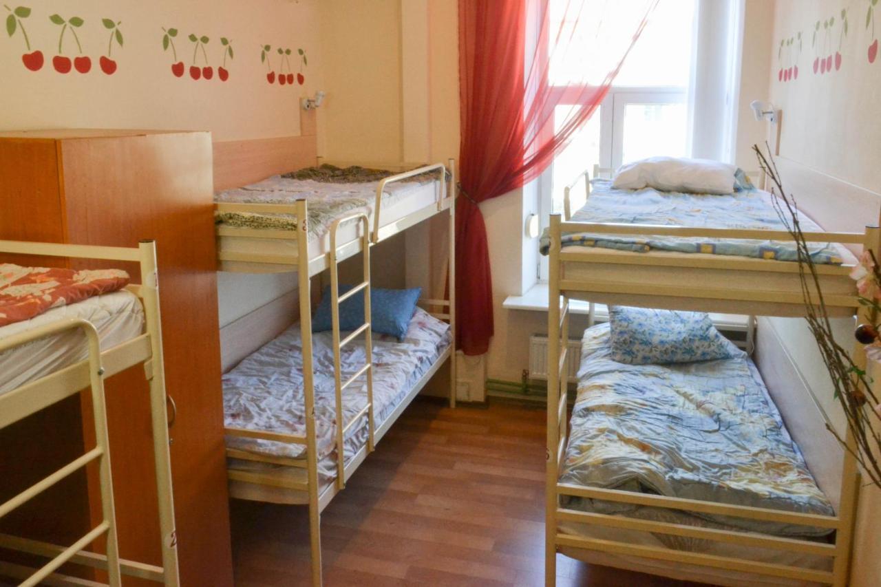 Vishnya Hostel Dnipro Eksteriør billede