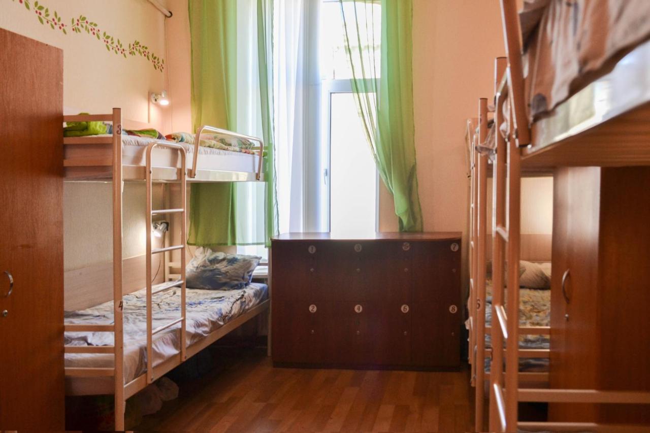 Vishnya Hostel Dnipro Eksteriør billede