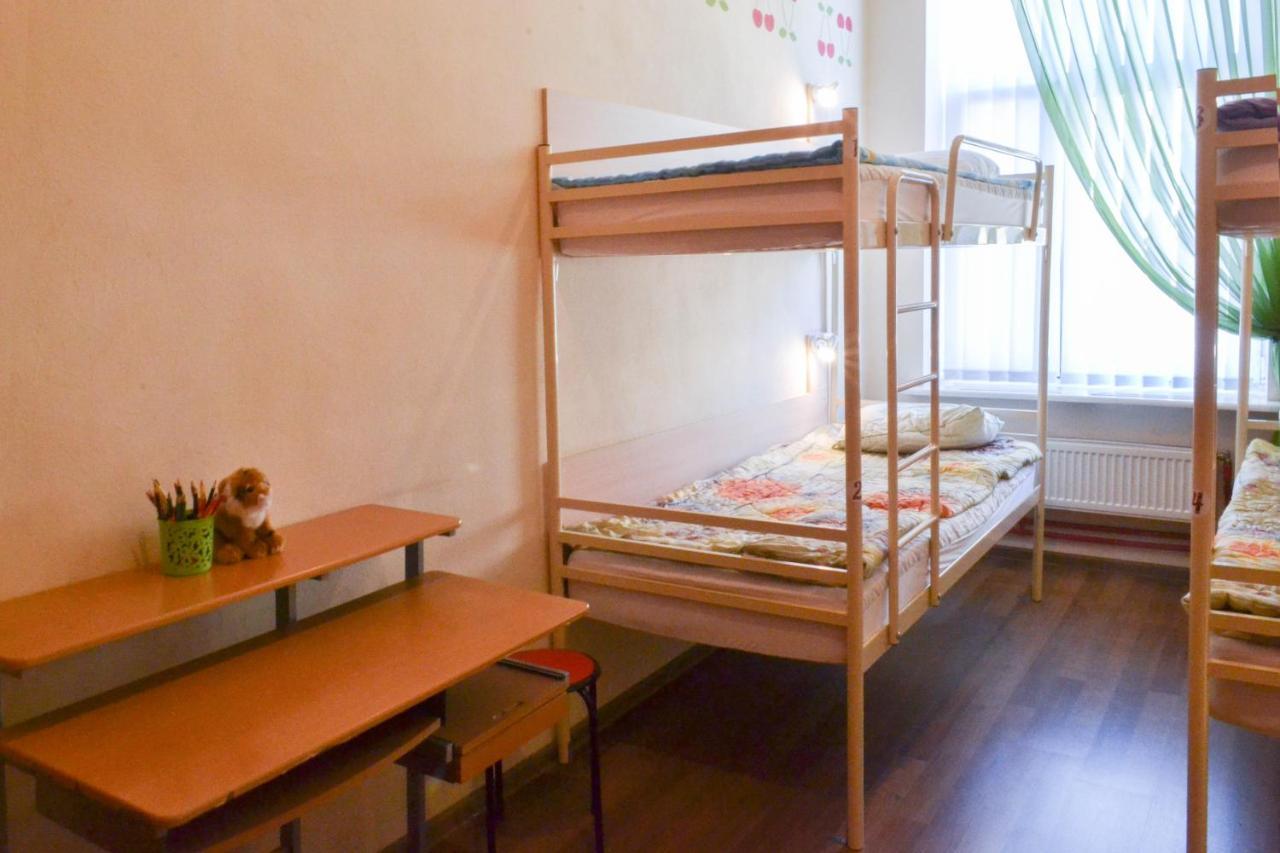Vishnya Hostel Dnipro Eksteriør billede