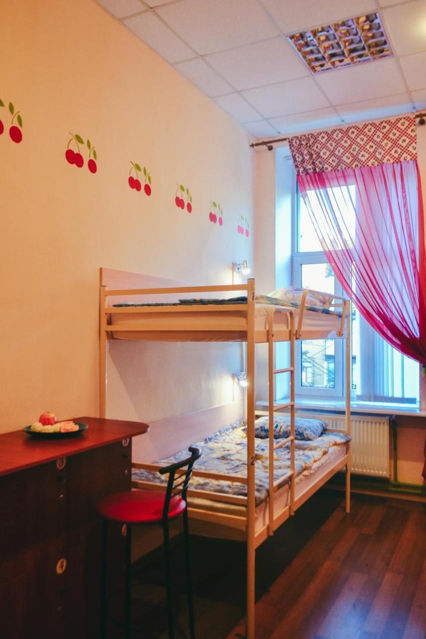 Vishnya Hostel Dnipro Eksteriør billede