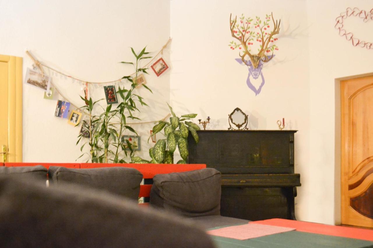 Vishnya Hostel Dnipro Eksteriør billede